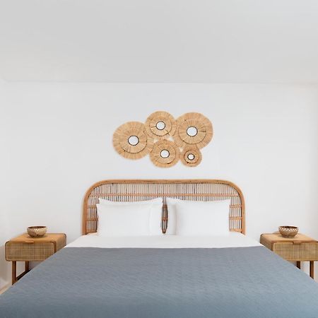 Frati Villas Beachfront Perivolos  Bagian luar foto