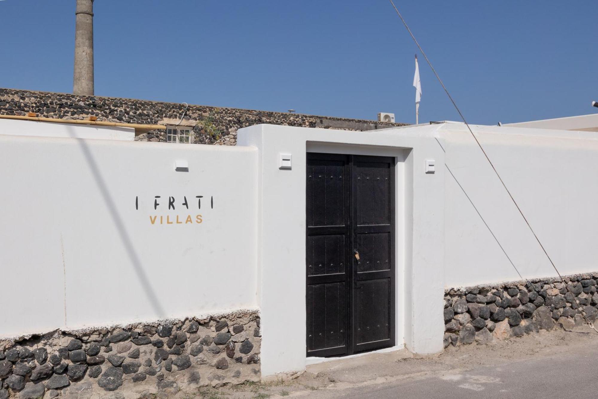 Frati Villas Beachfront Perivolos  Bagian luar foto